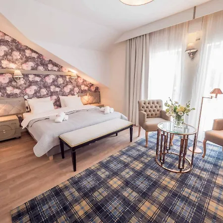 Rezydencja Live Centrum Rehabilitacji I Aktywizacji