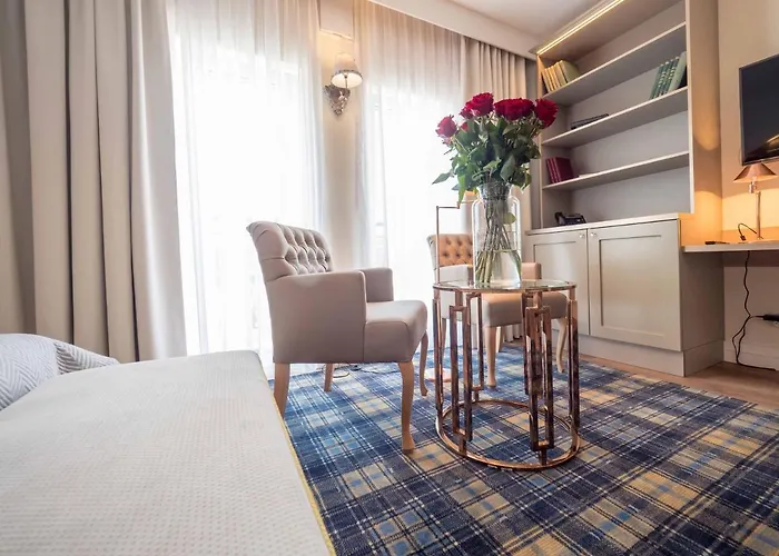 Rezydencja Live Centrum Rehabilitacji I Aktywizacji Okole